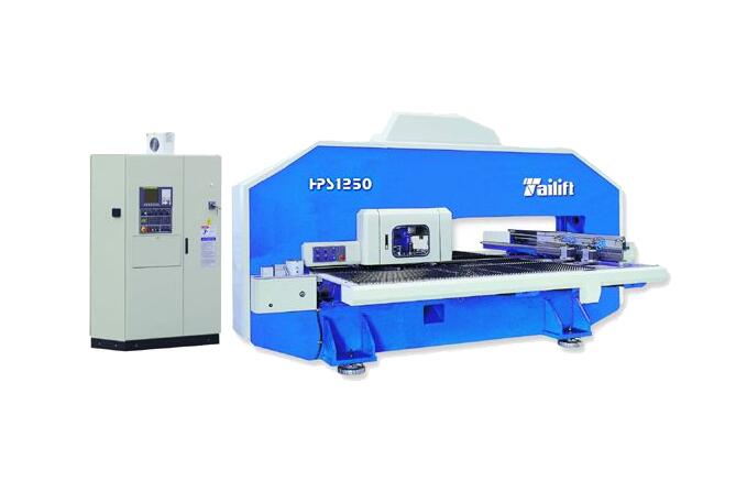 High precision turret CNC punch